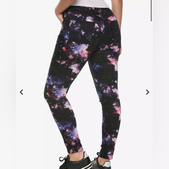 Hot Topic Denim Galaxy Jeans - Picture 2 of 8